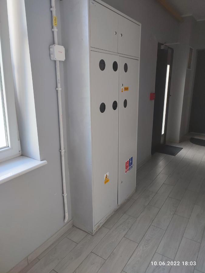 Apartament Nadolnik Bezplatny Parking Klucze W Skrytce Rachunek Posen Exterior foto
